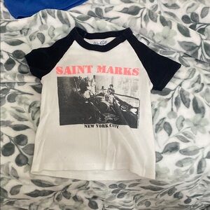 Brandy Melville Black and White Raglan Tee with Graphic Design